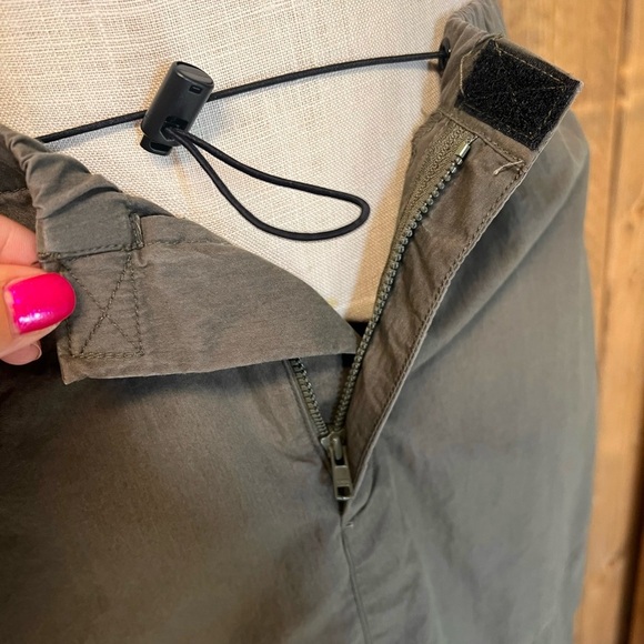 Eddie Bauer Small Petite Green Midi Utility Skirt Elastic Waist Outdoor - Picture 3 of 9